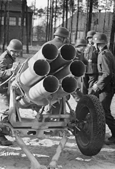 Nebelwerfer: Exercise with a grenade launcher