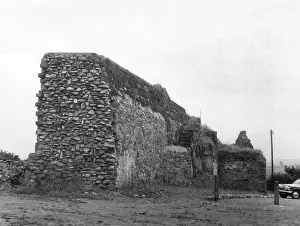 EXETER CITY WALL