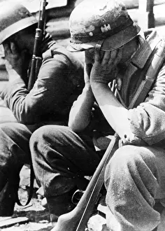 Lull: Exhausted German soldiers on the Eastern Front, 1941