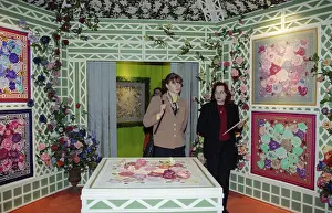Velikzhanin: Exhibition Hermes - dreams woven from silk