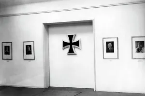 Erhard: Exhibition of Knight Cross bearers, 1943