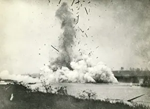 Billowing: Explosion on American Front, WW1