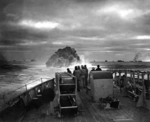 Lcgr1309: Explosion of a depth charge launched from U.S