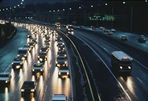 Occupancy: An express bus lane allows public transportation ?