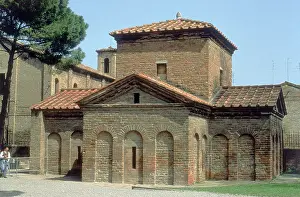 Galla: Exterior of the Mausoleum of