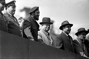 Tribune: F. Castro visiting Moscow