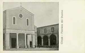 Chiusi: Facade of the Duomo - Chiusi, Italy