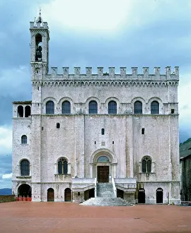 Gubbio: Facade of the Palazzo dei