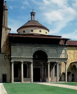 Pazzi: Facade and pronaos of the