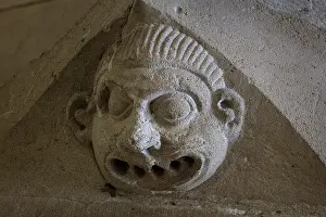 Suger: Face, Crypt, Basilique Saint-Denis, Saint-Denis, France