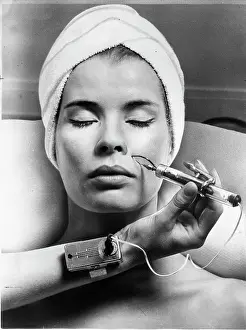 Wrinkles: Facial Spa Treatment