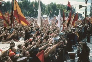 Oriente: Facist Franco supporters