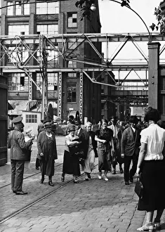 Hutten: Factory closing at AEG in Berlin, 1935
