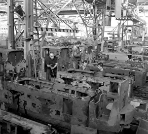 Svorcik: Factory - locomotive repair - broken