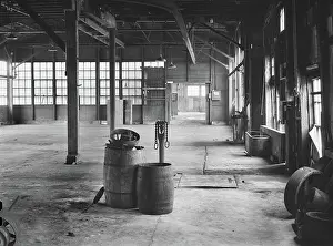 Rundown: factory - warehouse - abandoned - industrial facilities