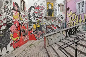 Movimento: Fado Vadio graffiti mural, Alfama, Lisbon, Portugal