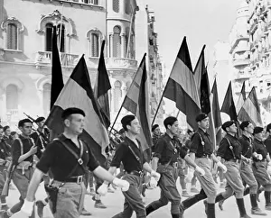 Falange: Falangists at a parade in Barcelona, ??1939