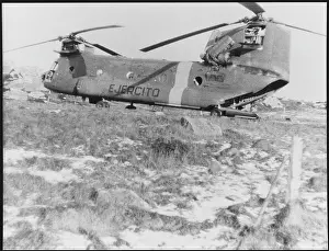 David Kirby: FALKLANDS/CHINOOK