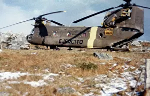 David Kirby: FALKLANDS/CHINOOK