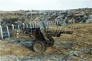 105mm: FALKLANDS/HOWITZER