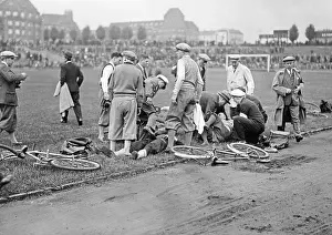Messenger: Fall at the championships of newspaper deliverymen, 1932
