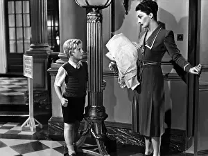 Dresdel: The Fallen Idol (1948)