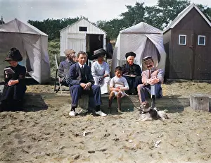 John Maclellan: FAMILY ON BEACH, C.1910