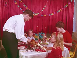 Expectantly: FAMILY CHRISTMAS DINNER