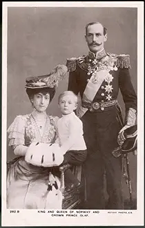 Haakon: Family photograph Haakon VII, Maud of Wales & Prince Olaf