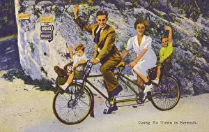 Holidaying: Family on a tandem - Bermuda