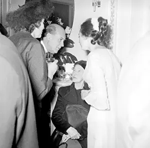 Yateman: Family at a wedding