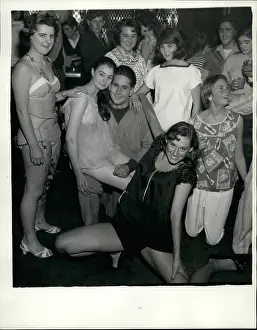 Undress: Famous People's Families