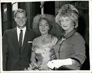 Munro: Famous People's Families