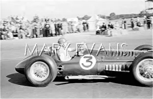 Fangio: Fangio in BRM V16, Silverstone, England