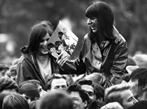 Commercially: Fans with LP record in Essen for Beatles concert