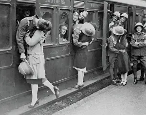 Shortly: Farewell in Feltham Station