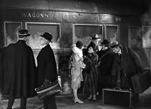 Traveler: Farewell scene at the train station in the 1920s