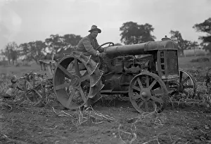 Yokel: FARMER ON HIS TRACTOR