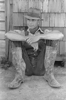 Malheur: Farmer on Vale-Owyhee irrigation project. Malheur County, Or