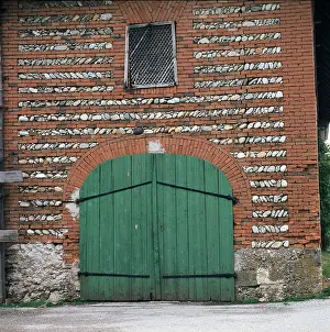 Romanus: Farmhouse