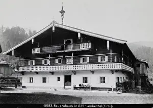 Farmhouses: Farmhouse in Soll in Leukental