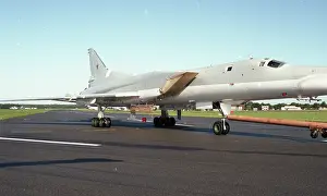 Unmarked: Farnborough 92 - Tu-22M-3 (unmarked)