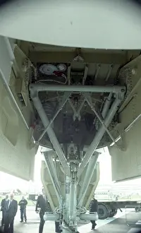 Undercarriage: Farnborough 92 - Tu-22M-3 (unmarked)