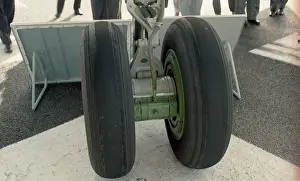 Undercarriage: Farnborough 92 - Tu-22M-3 (unmarked)