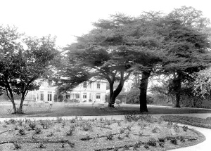 Brightwell: Farnham, Brightwell House 1927