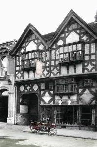 Farnham: Farnham, The Spinning Wheel 1913