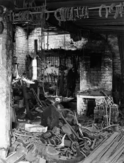 Ripley: FARRIER'S SHOP