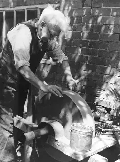 Pangbourne: FARRIER'S WHEEL