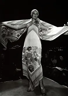 Fondazione Alinari Per La Fotografia: Fashion