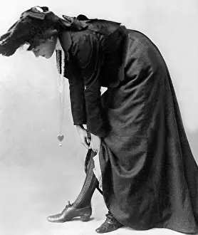 Apparel: Fashion shot, 1902